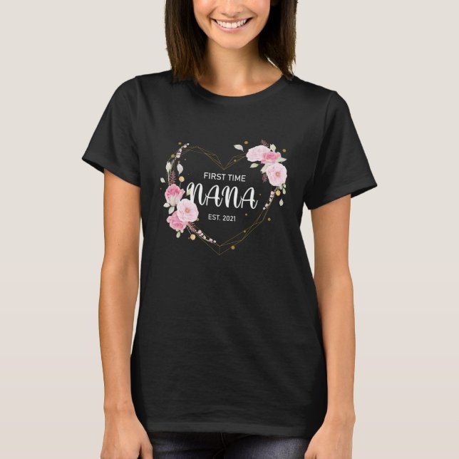 Soon To Be Nana 2021 Pregnancy Announcement New Gr T-Shirt (Front)