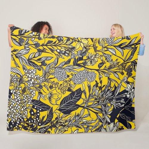 Sophisticated and yellow design fleece blanket