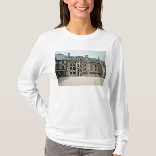 South east facade of the Francois I Wing T-Shirt (Front)