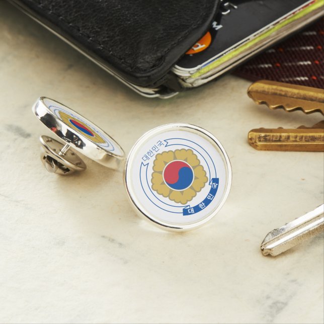 South Korea & Korean Coat of arms, flag / fashion Lapel Pin (In Situ)