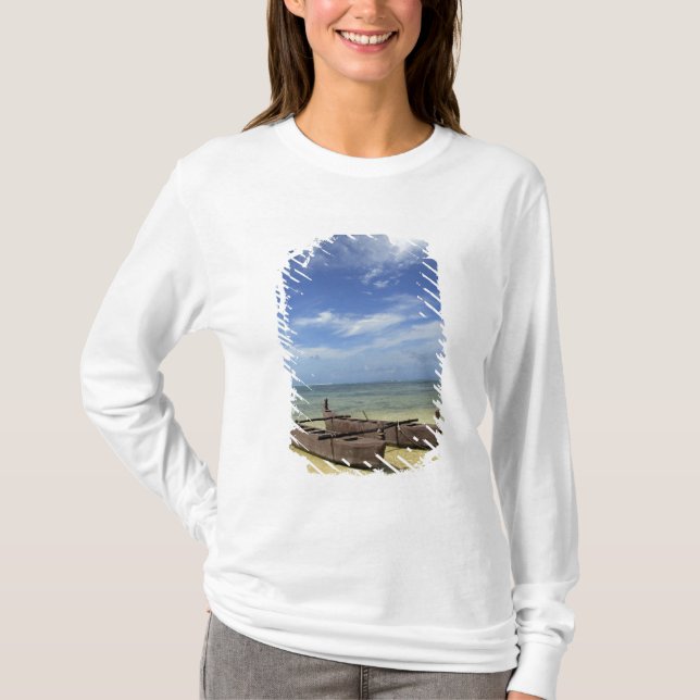 South Pacific, French Polynesia, Moorea. T-Shirt (Front)