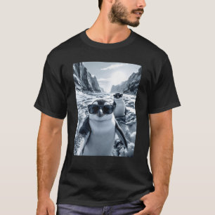 South Pole Funny Penguin Selfie T-Shirt