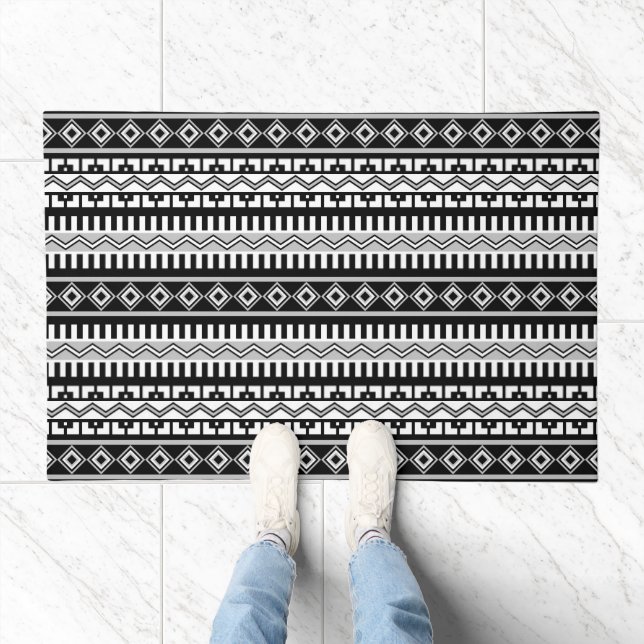 Southwestern Black White Gray Geometric Patterns Doormat (Indoor)