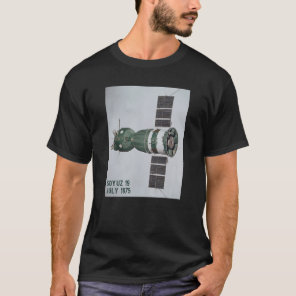 Soyuz Spacecraft Rocket Orbiter CCCP Space T-Shirt
