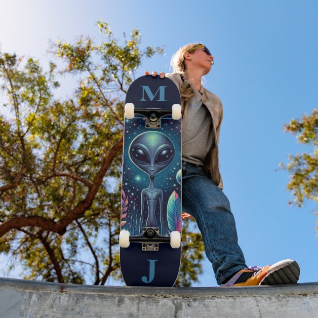 Space Alien Personalized Skateboard (Outdoor 1)