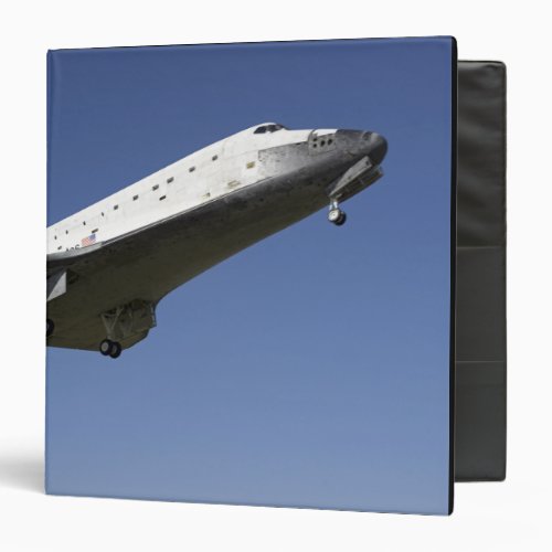 Space shuttle Atlantis approaching Runway 33 2 3 Ring Binder