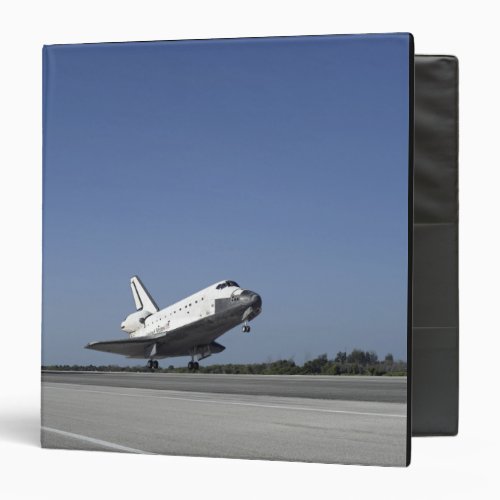 Space shuttle Atlantis approaching Runway 33 3 Ring Binder