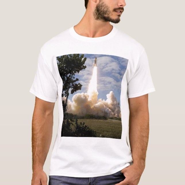 Space Shuttle Atlantis lifts off 19 T-Shirt (Front)