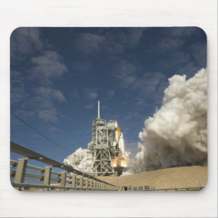 Space Shuttle Atlantis lifts off 20 Mouse Pad