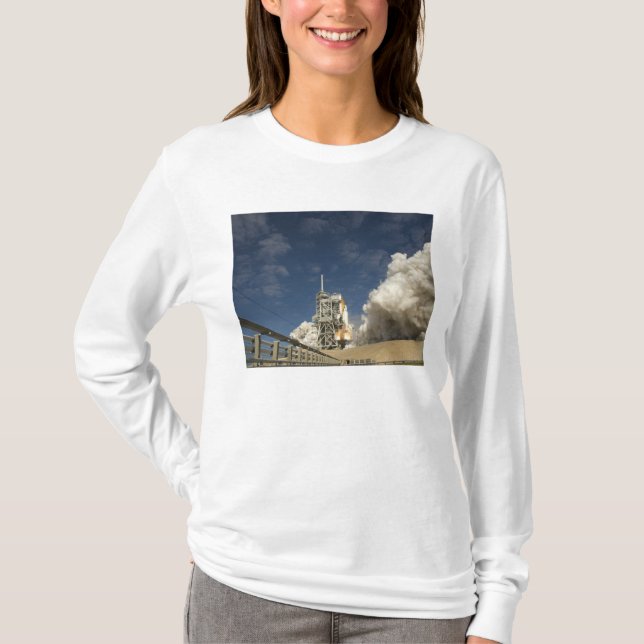 Space Shuttle Atlantis lifts off 20 T-Shirt (Front)
