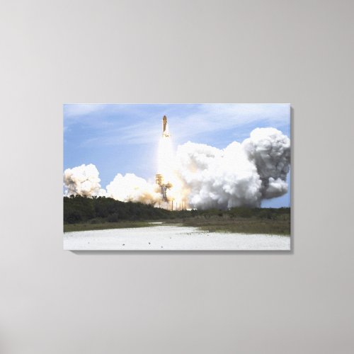 Space Shuttle Atlantis lifts off 28 Canvas Print