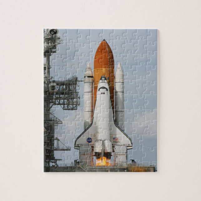Space Shuttle Atlantis Photo Puzzle w/ Tin (Vertical)