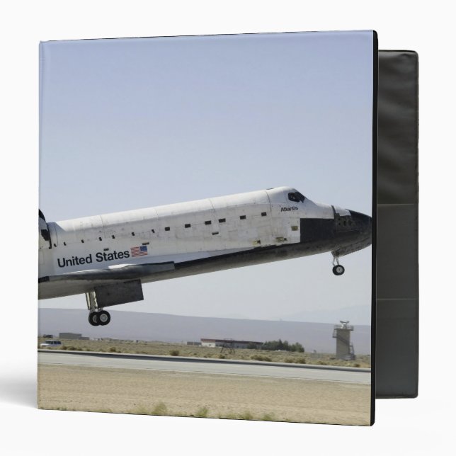 Space Shuttle Atlantis prepares for landing 2 3 Ring Binder (Front/Inside)