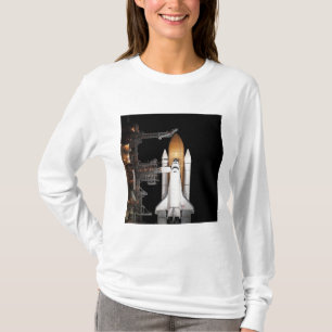 Space shuttle Atlantis sits ready T-Shirt
