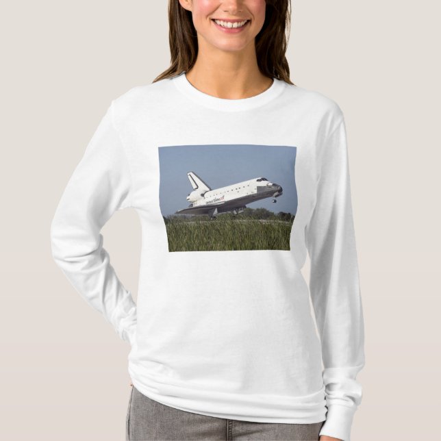 Space shuttle Atlantis touches down on Runway 3 T-Shirt (Front)