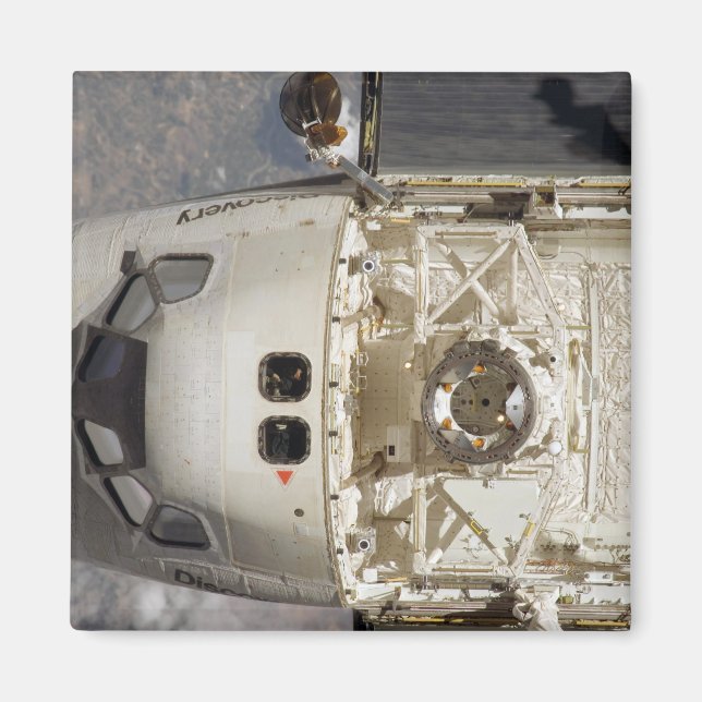 Space Shuttle Discovery 12 Magnet (Front)