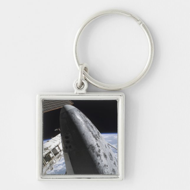 Space Shuttle Discovery 14 Keychain (Front)