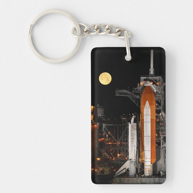 Space Shuttle Discovery and Moon Keychain (Front)