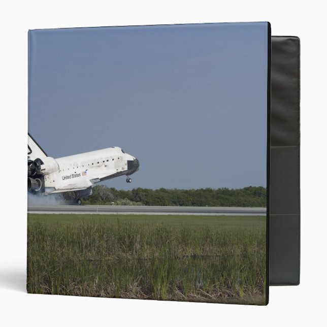 Space shuttle Discovery lands on Runway 33 4 Binder (Front/Inside)