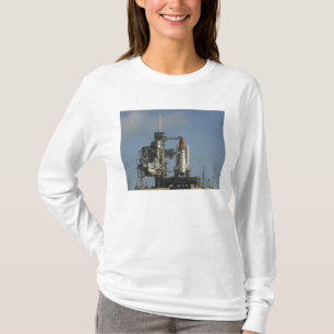 Space Shuttle Discovery sits ready 2 T-Shirt
