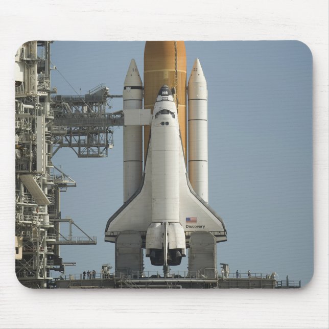 Space Shuttle Discovery sits ready Mouse Pad (Front)