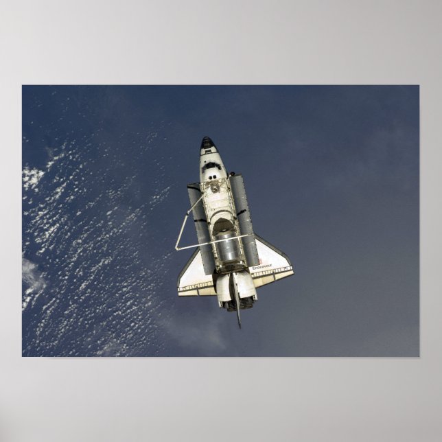 Space Shuttle Endeavour 16 Poster (Front)
