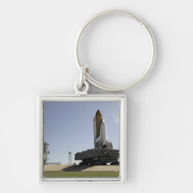 Space Shuttle Endeavour approaches the launch p Keychain (Front)