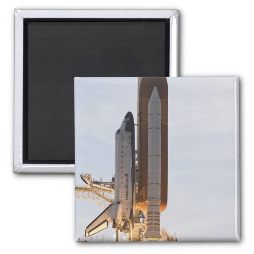 Space Shuttle Endeavour lifts off 2 Magnet