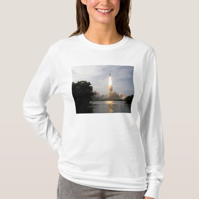 Space Shuttle Endeavour lifts off 4 T-Shirt (Front)