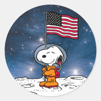 SPACE | Snoopy With Flag Astronaut Classic Round Sticker