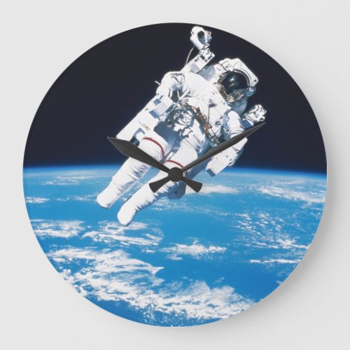 Space_Walk Large Clock