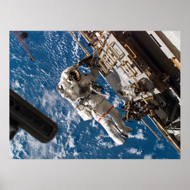 Spacewalk (STS-118) Poster (Front)
