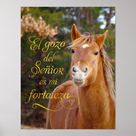 Spanish Bible Verse Smiling Horse Poster