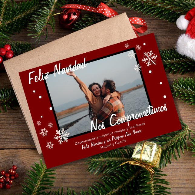 Spanish Winter Engagement Red Snowflake Christmas  Announcement (Creator Uploaded)