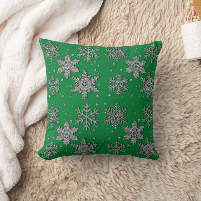Sparkling silver glitter snowflakes      throw pillow (Blanket)
