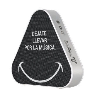 Speaker, let yourself be carried by music speaker