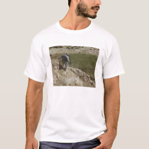 Specialist climbs down T-Shirt