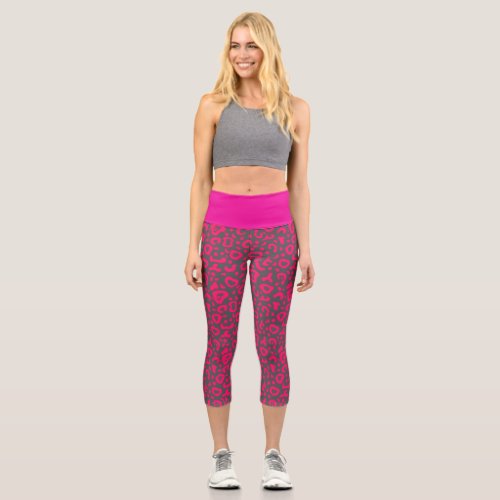 Spicy Leopard Print in hot pink Yoga Capri Leggings