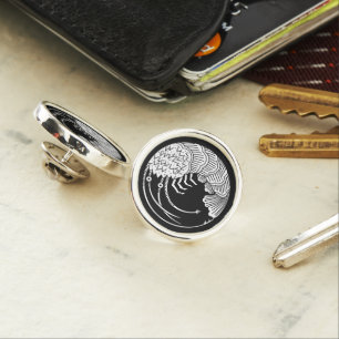 Spiny lobster circle lapel pin