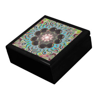 SPIRIT ENERGiZEN Lacquered Gift Box