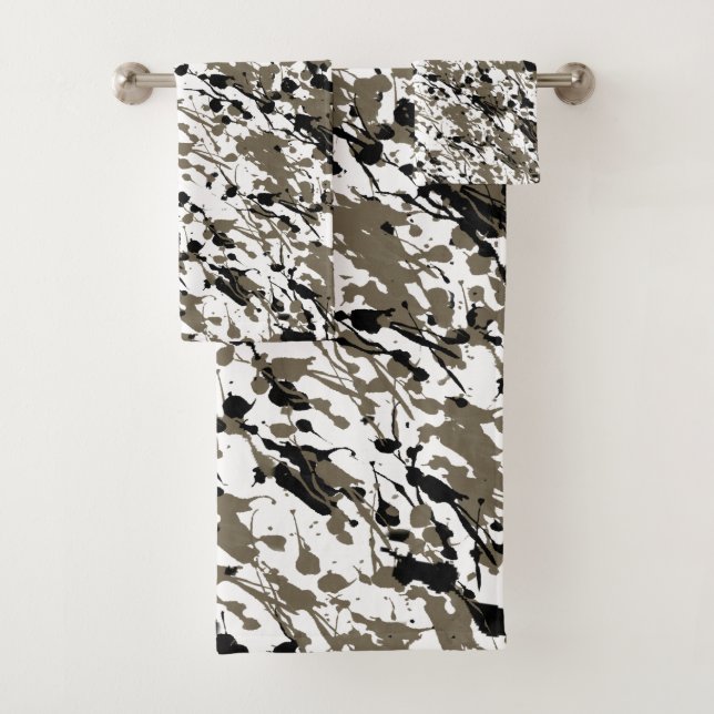 Splash and Drip Art Bath Towel Set (Insitu)