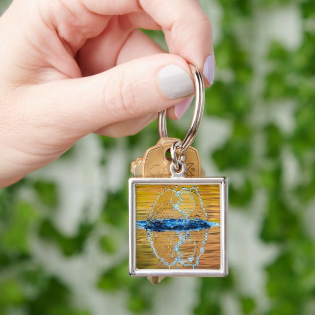 Splash on a fall evening keychain (Hand)