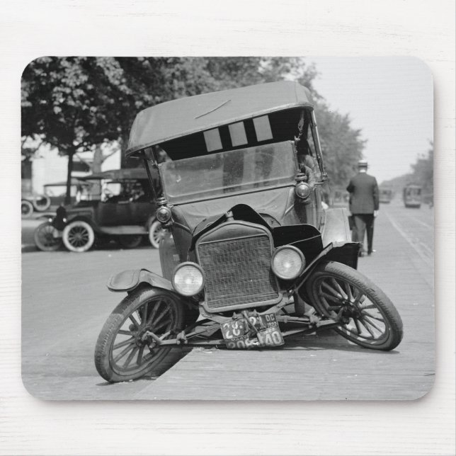 Splayed Feet, 1922 Mouse Pad (Front)