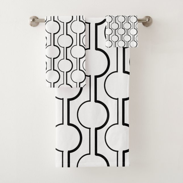 Split Circles Bath Towel Set (Insitu)