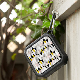 Split Geometric Triangle Pattern Bluetooth Speaker