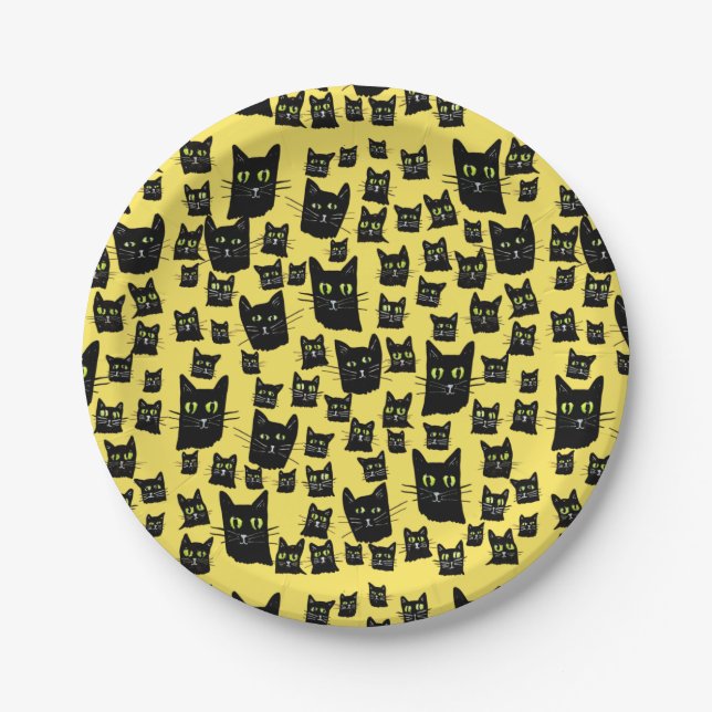 Spooky Black Cats       Paper Plates (Front)