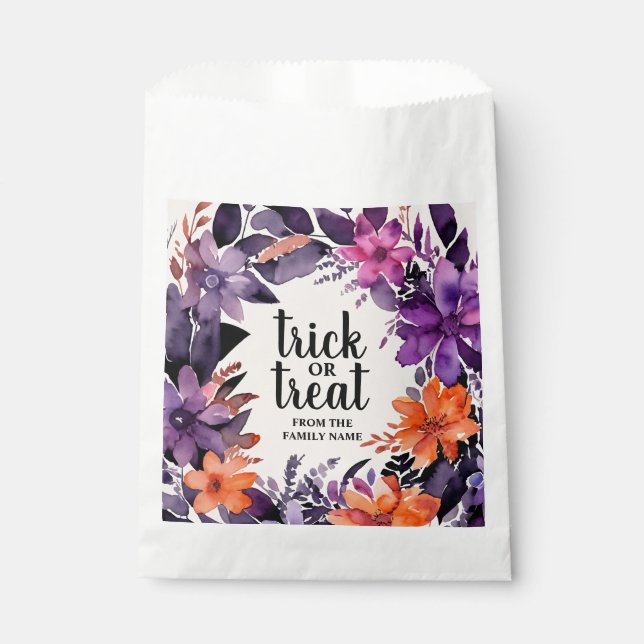 Spooky Elegance Halloween Floral Wreath Collection Favor Bag (Front)