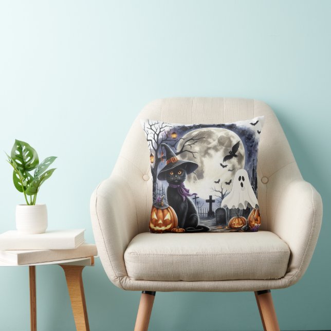 Spooky Halloween Black Cat Decorative  Throw Pillow (Chair)