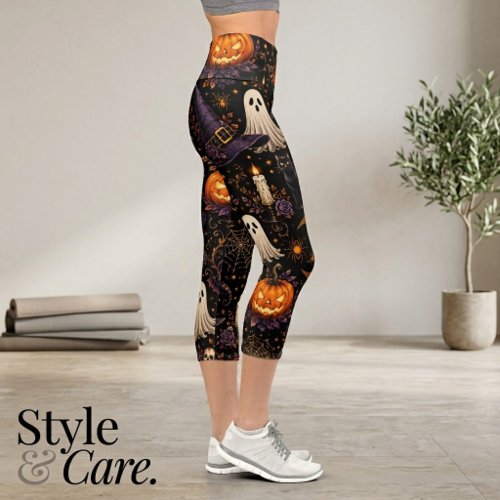 Spooky Halloween Night Pumpkin & Ghost Pattern Art Capri Leggings