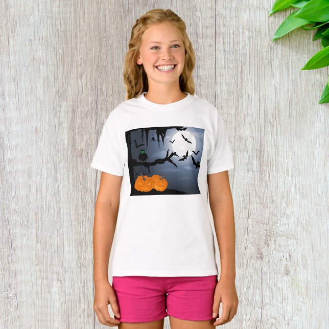 Spooky Halloween Night Scene  T-Shirt (Creator Uploaded)